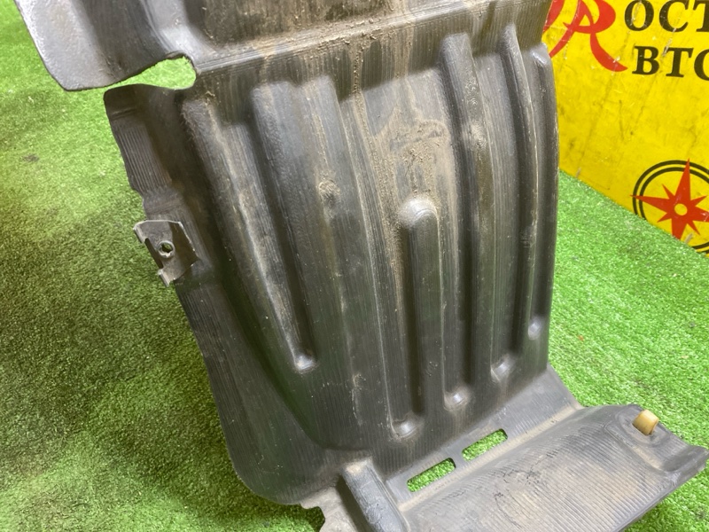 Подкрылок, 400 рублей, Красноярск