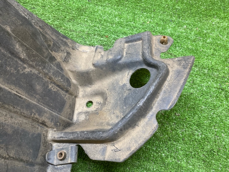 Подкрылок, 2800 рублей, Красноярск