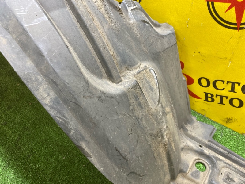 Подкрылок, 400 рублей, Красноярск