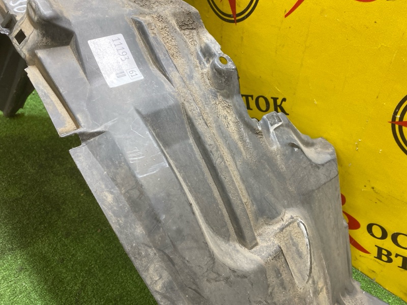 Подкрылок, 400 рублей, Красноярск