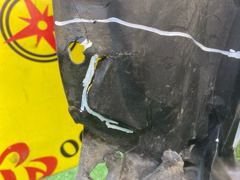 Подкрылок, 600 рублей, Красноярск