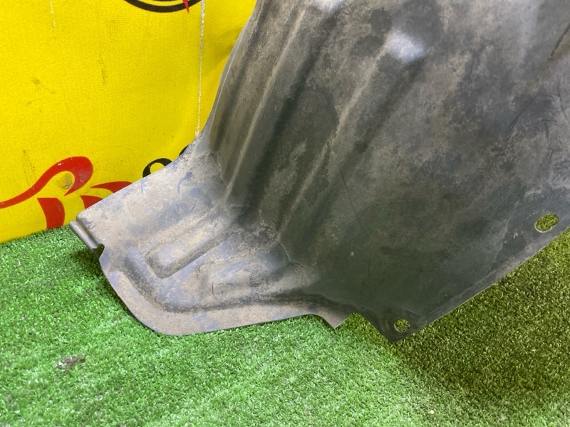 Подкрылок, 500 рублей, Красноярск