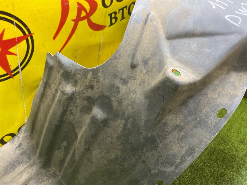 Подкрылок, 500 рублей, Красноярск