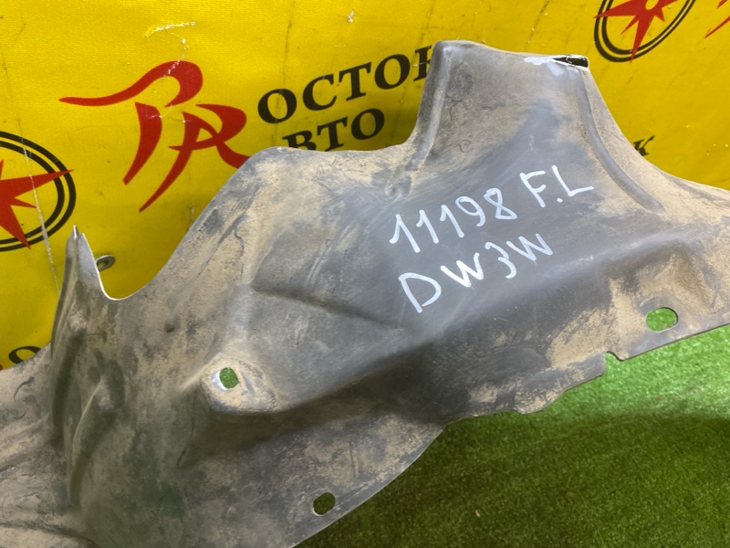 Подкрылок, 500 рублей, Красноярск