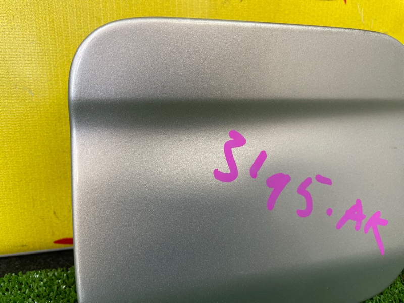 Лючок топливного бака, 400 рублей, Красноярск