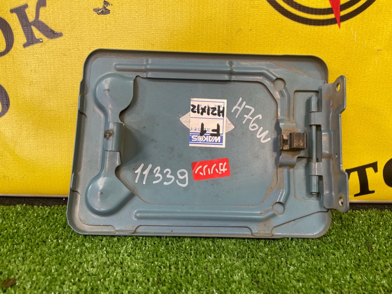 Лючок топливного бака, 500 рублей, Красноярск