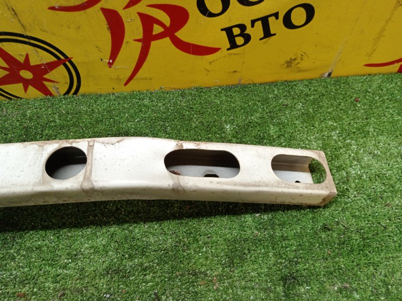 Усилитель бампера, 500 рублей, Красноярск