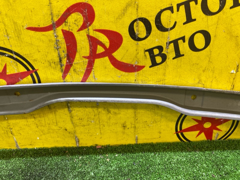 Планка под фару, 500 рублей, Красноярск