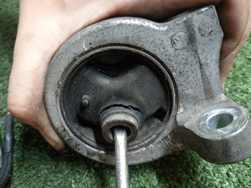 Подушка двигателя, 700 рублей, Красноярск