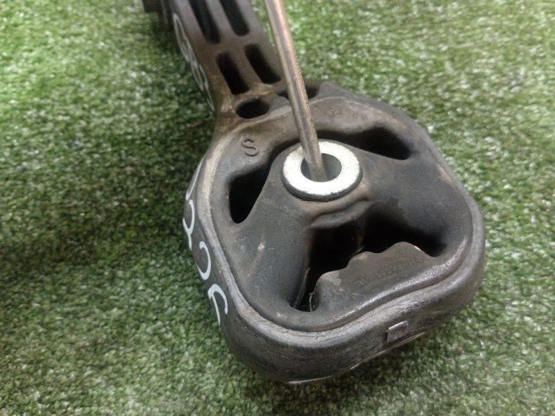 Подушка двигателя, 300 рублей, Красноярск