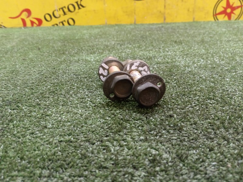 Болт развальный, 1000 рублей, Красноярск