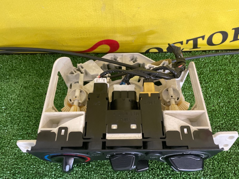 Блок управления климат-контролем, 300 рублей, Красноярск