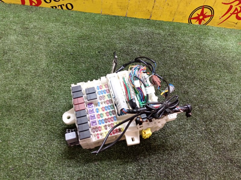 Блок предохранителей салонный, 2000 рублей, Красноярск