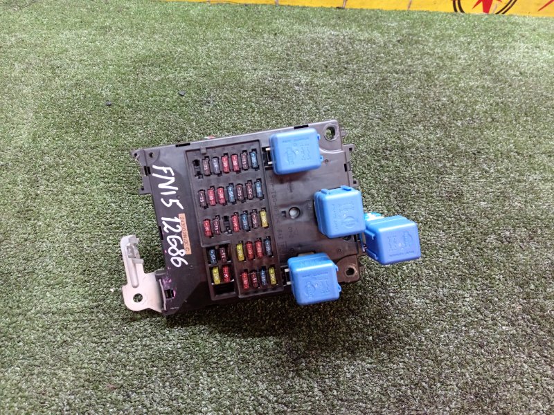 Блок предохранителей салонный, 500 рублей, Красноярск