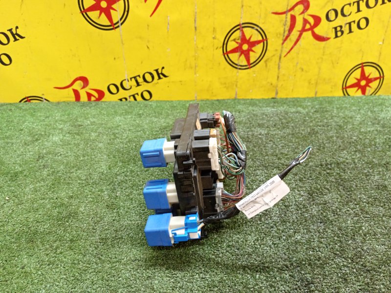 Блок предохранителей салонный, 500 рублей, Красноярск