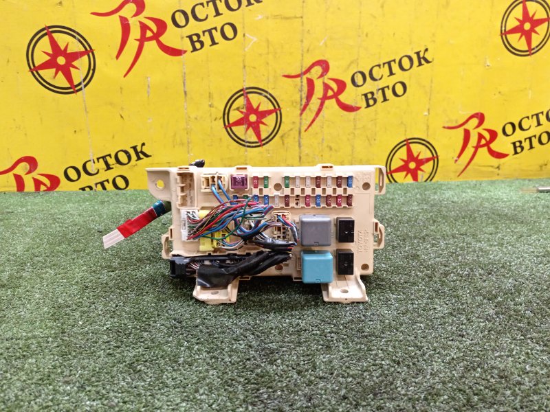 Блок предохранителей салонный, 2000 рублей, Красноярск