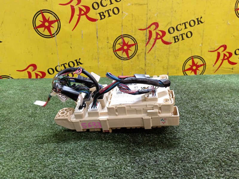 Блок предохранителей салонный, 2000 рублей, Красноярск