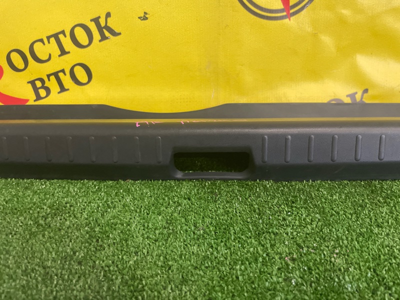 накладка багажника, 500 рублей, Красноярск