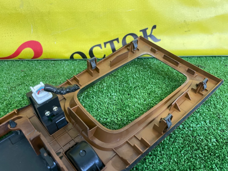 Консоль КПП, 500 рублей, Красноярск