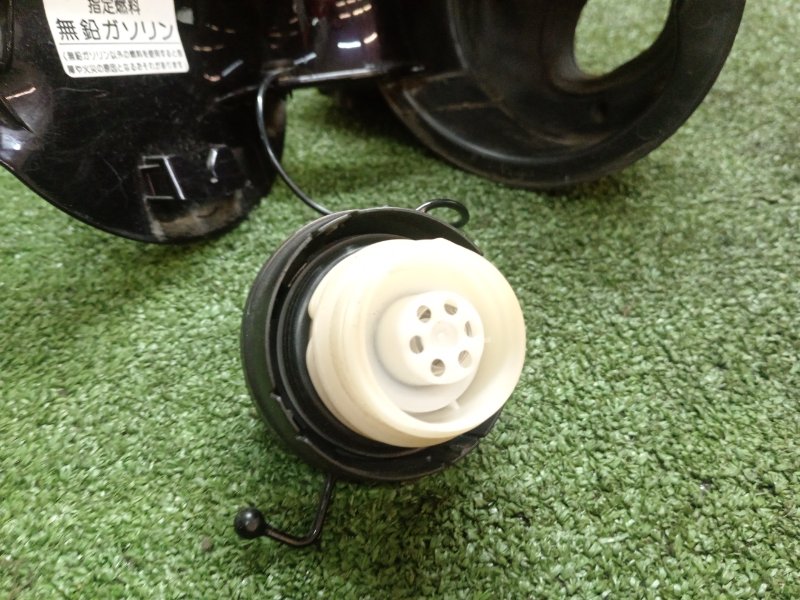 Лючок топливного бака, 400 рублей, Красноярск