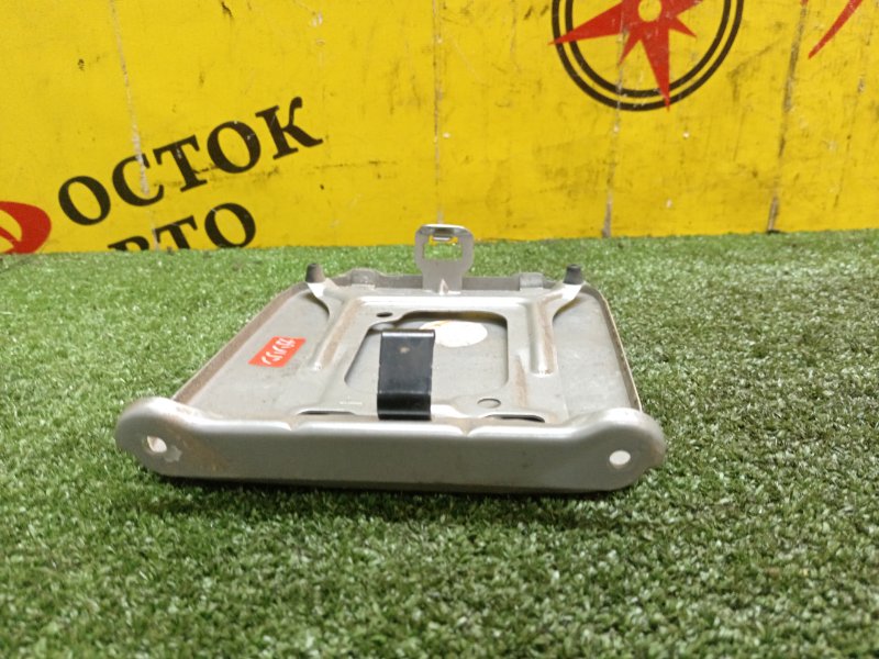 Лючок топливного бака, 400 рублей, Красноярск