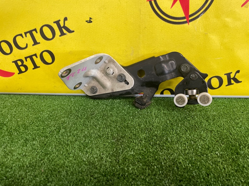 Ролик раздвижной двери, 800 рублей, Красноярск