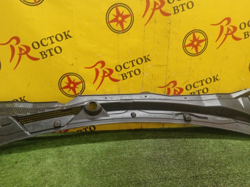 Решетка под лобовое стекло, 300 рублей, Красноярск