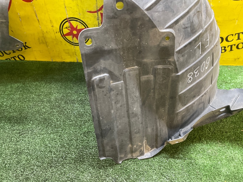 Подкрылок, 1500 рублей, Красноярск