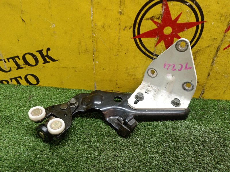 Ролик раздвижной двери, 800 рублей, Красноярск