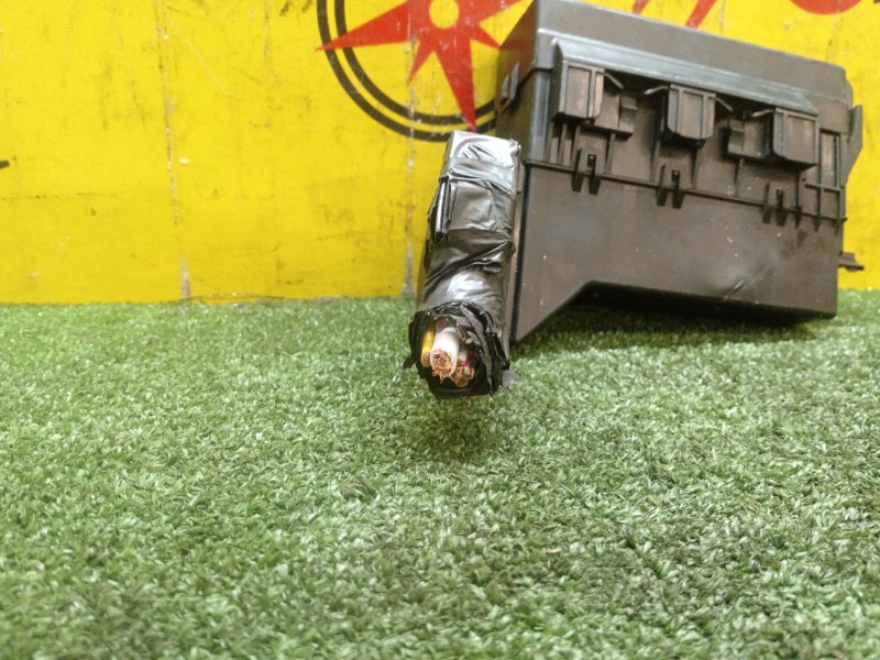 Блок предохранителей под капот, 200 рублей, Красноярск