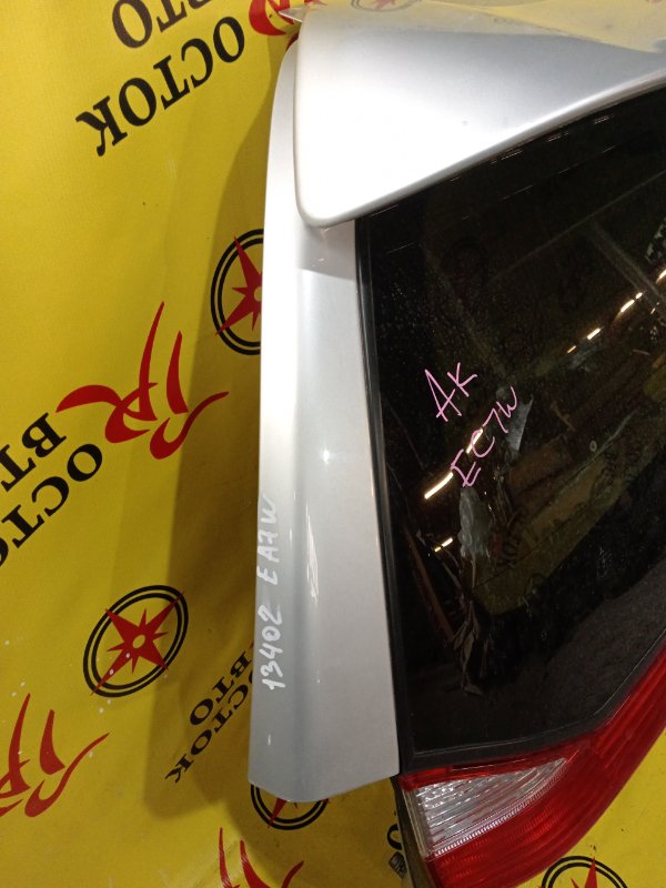 Дверь багажника, 12000 рублей, Красноярск