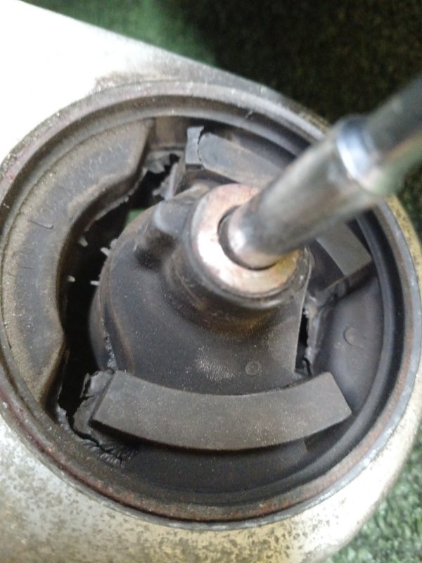 Подушка двигателя, 500 рублей, Красноярск