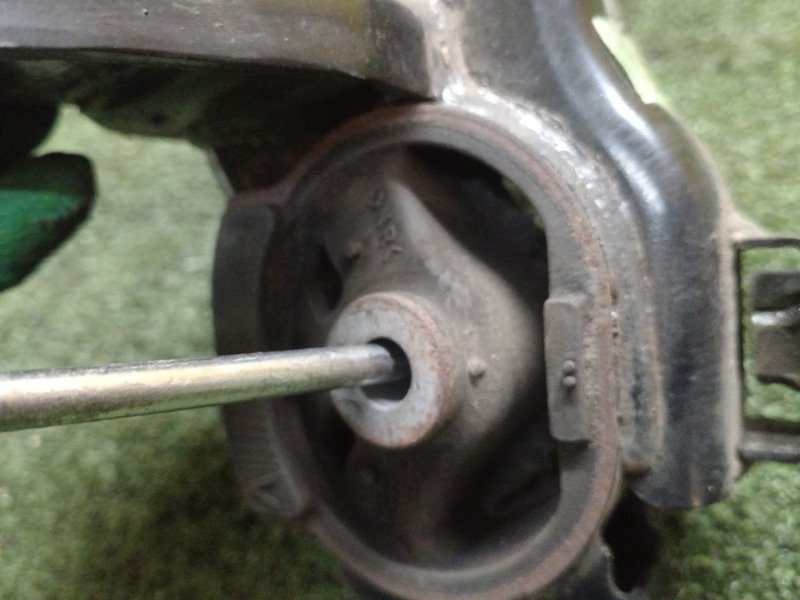 Подушка двигателя, 500 рублей, Красноярск