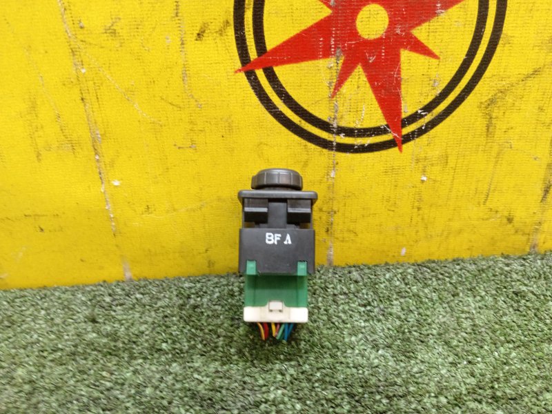 Блок управления зеркалами, 500 рублей, Красноярск