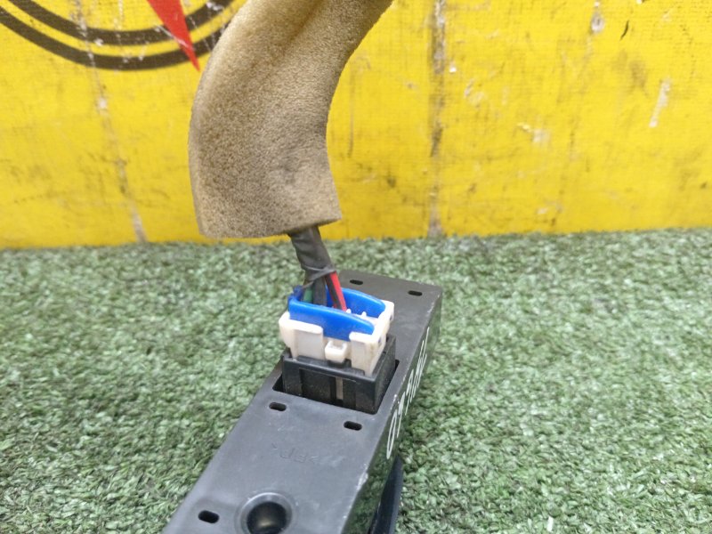 Кнопка стеклоподъемника, 250 рублей, Красноярск