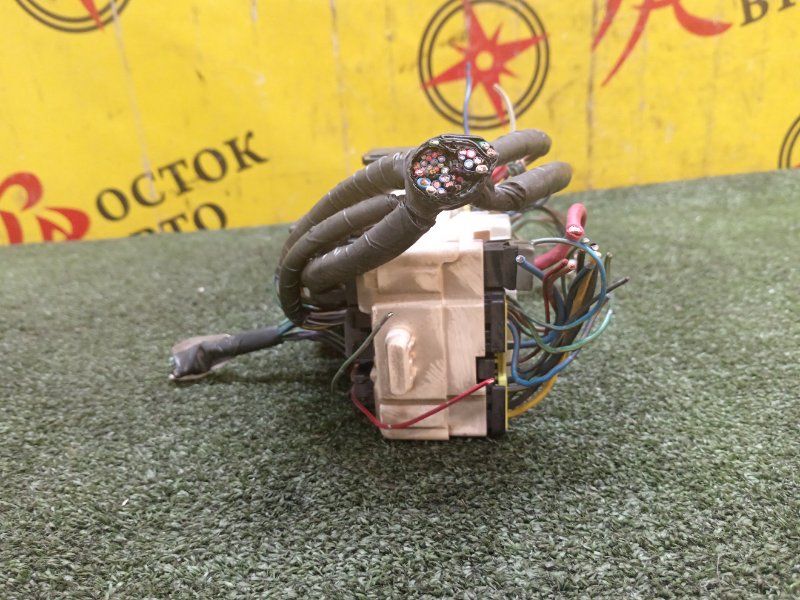 Блок предохранителей салонный, 500 рублей, Красноярск