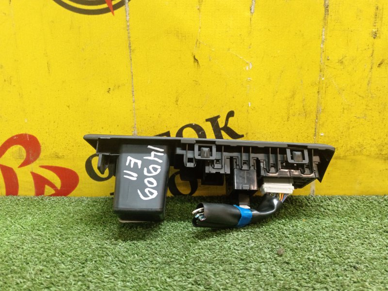 Блок управления зеркалами, 250 рублей, Красноярск