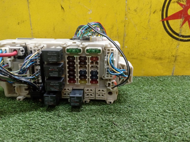 Блок предохранителей салонный, 1800 рублей, Красноярск