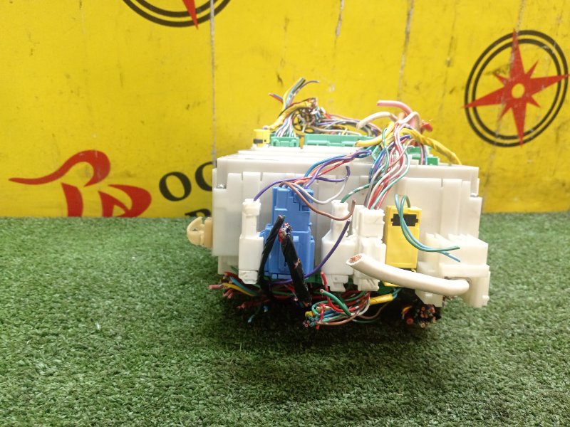 Блок предохранителей салонный, 2000 рублей, Красноярск