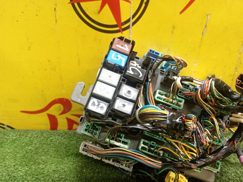 Блок предохранителей салонный, 1000 рублей, Красноярск