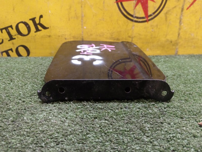 Лючок топливного бака, 700 рублей, Красноярск