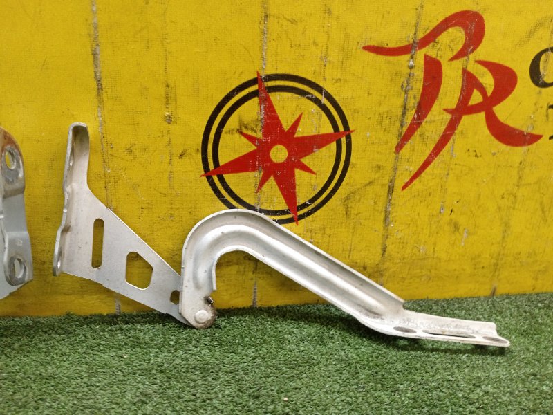 Петля капота, 400 рублей, Красноярск