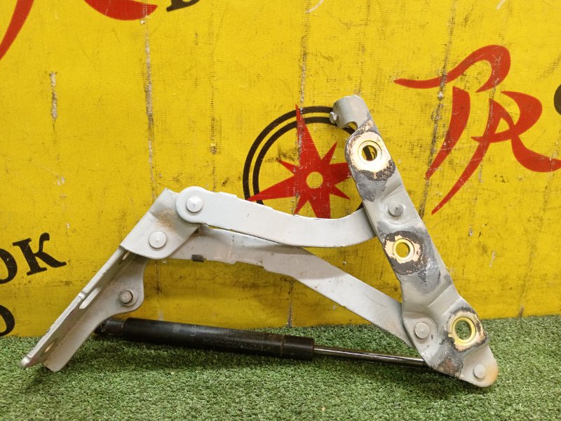 Петля крышки багажника, 700 рублей, Красноярск