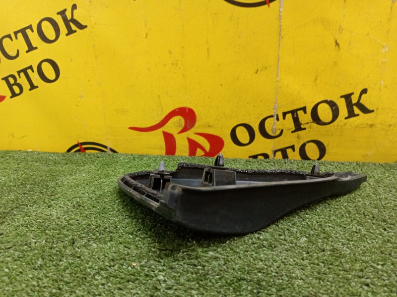 уголок крыла, 100 рублей, Красноярск