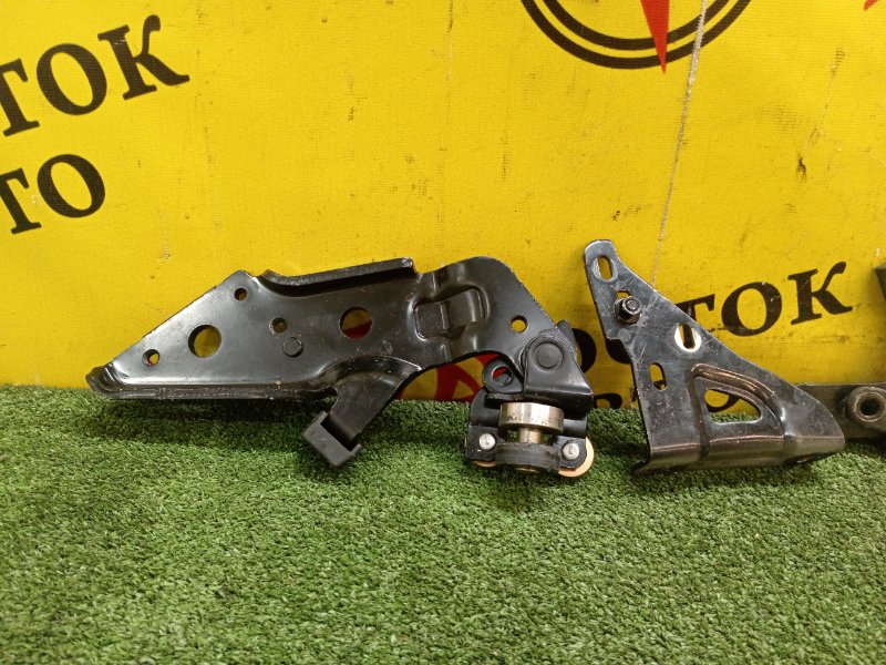 Ролик раздвижной двери, 800 рублей, Красноярск