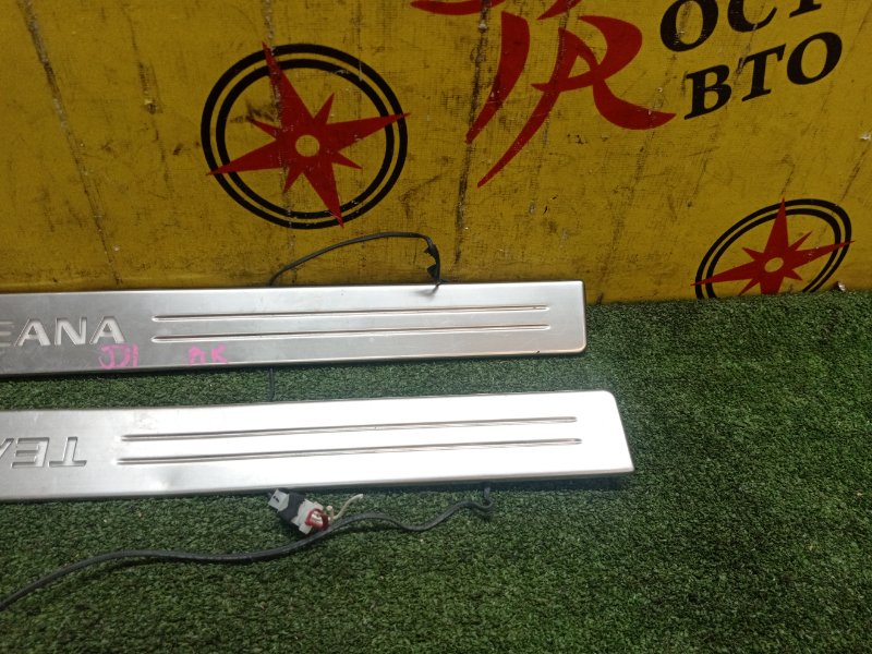 Накладка на порог салона, 2000 рублей, Красноярск