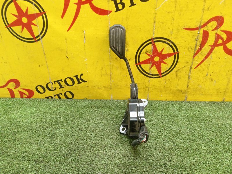 Педаль газа, 500 рублей, Красноярск