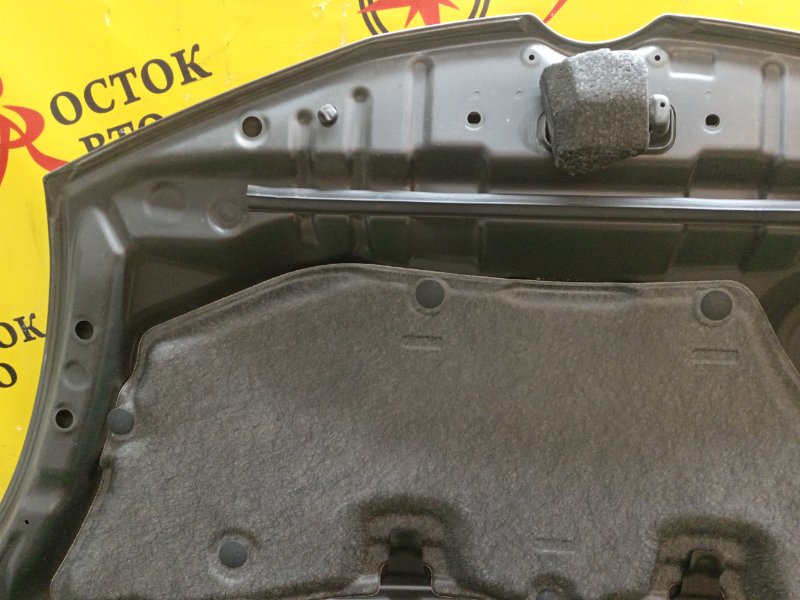 Капот, 2000 рублей, Красноярск