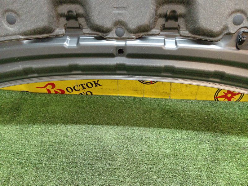 Капот, 2000 рублей, Красноярск