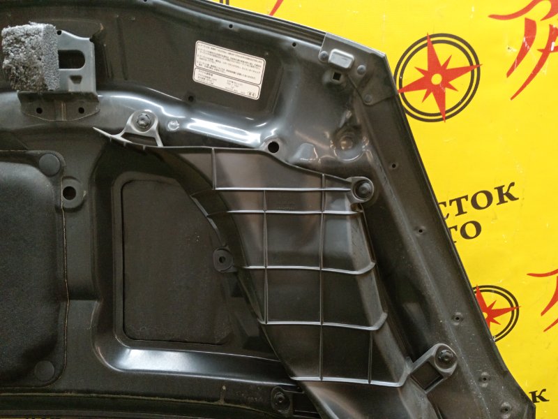 Капот, 14000 рублей, Красноярск